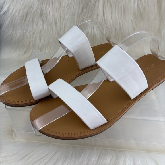 FOREVER 21 WHITE SANDALS SIZE 8.5 WOMANS - Picture 2 of 4